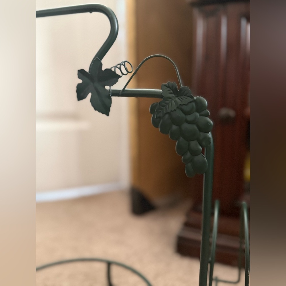 Vineyard Metal Buffet Rack - Picture 4 of 8